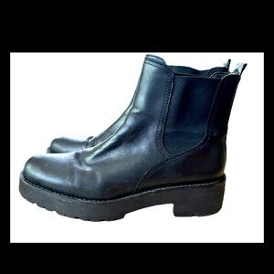 SAM EDELMAN Justina Black Leather Ankle Moto Lug Sole Boots Sz 8